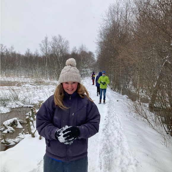 Meet your Posher, Cessi - Picture 2 of 5